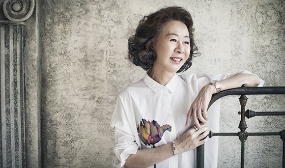 LA Film Critics Crown YOUN Yuh-jung Best Supporting Actress
