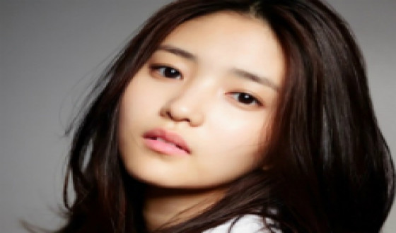 KIM Min-hee and KIM Tae-ri Confirmed for FINGERSMITH