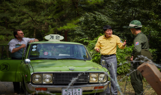 A TAXI DRIVER Rolls Up to International Markets