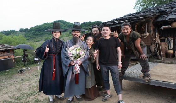 KIM Myung-min and PARK Hee-Soon Wrap Period Monster Film MULGOE 