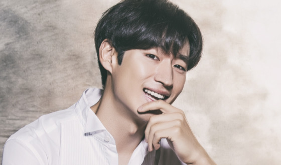LEE Je-hoon Slips into GRAVE ROBBERY