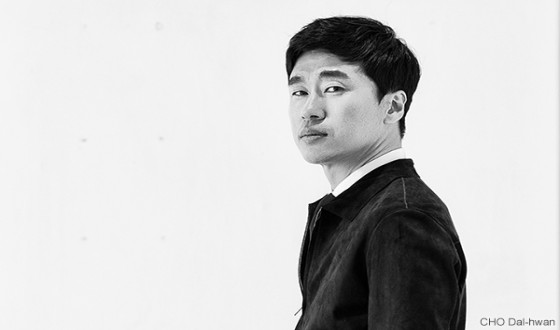 CHO Dal-hwan Toasts LIKE THE FIRST GLASS