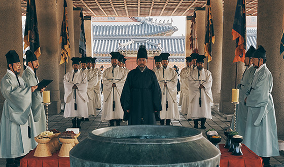 THE KING’S LETTERS No Match for THE LION KING