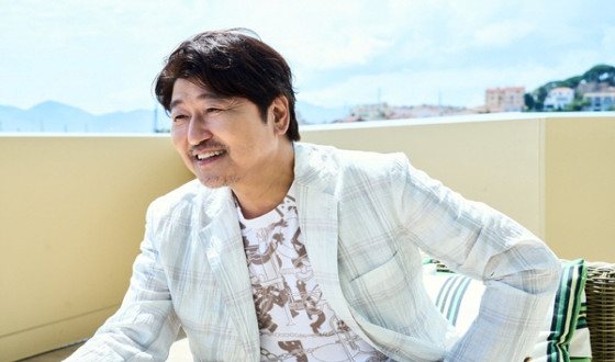 “I hope this award won’t affect me.”, Actor SONG Kangho