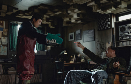 'No Other Choice,' 'The Ugly' lead Blue Dragon Film Awards nominations