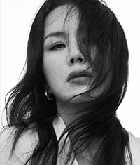 Uhm Junghwa