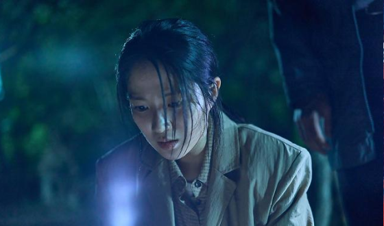 《파묘》가 열어놓은 문: EFM이 주목하는 K-호러의 다음 물결